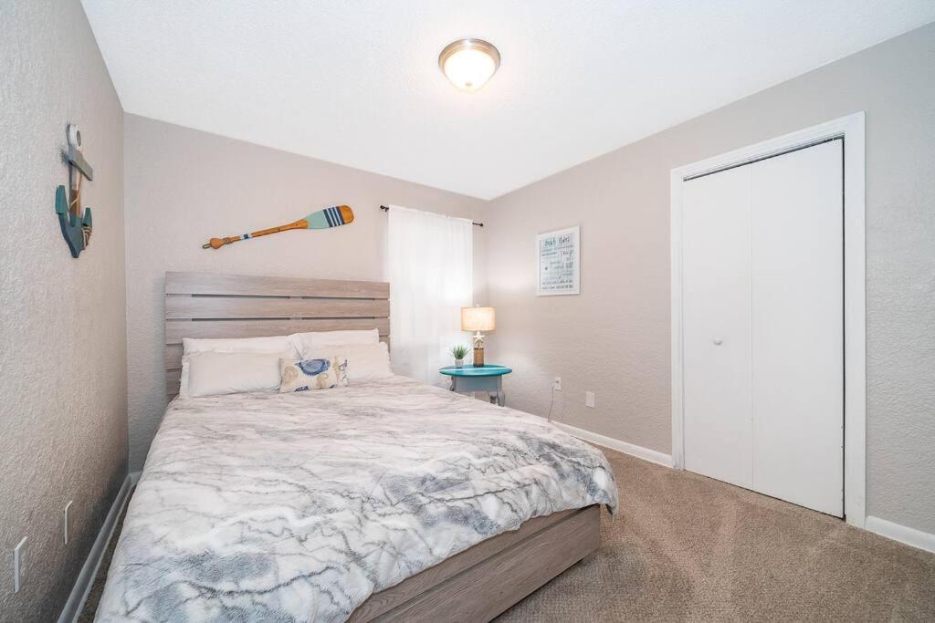 Forever Summer - Entire House! With King Bed! Clearwater Luaran gambar